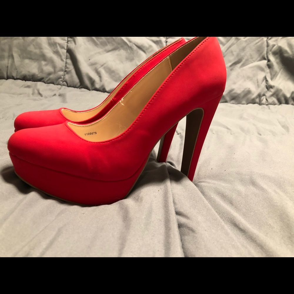 Charlotte Russe red pumps